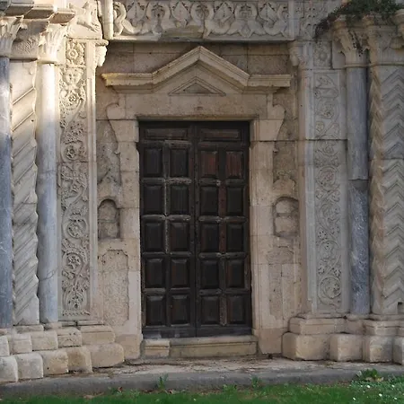 La Casa Di Ares
